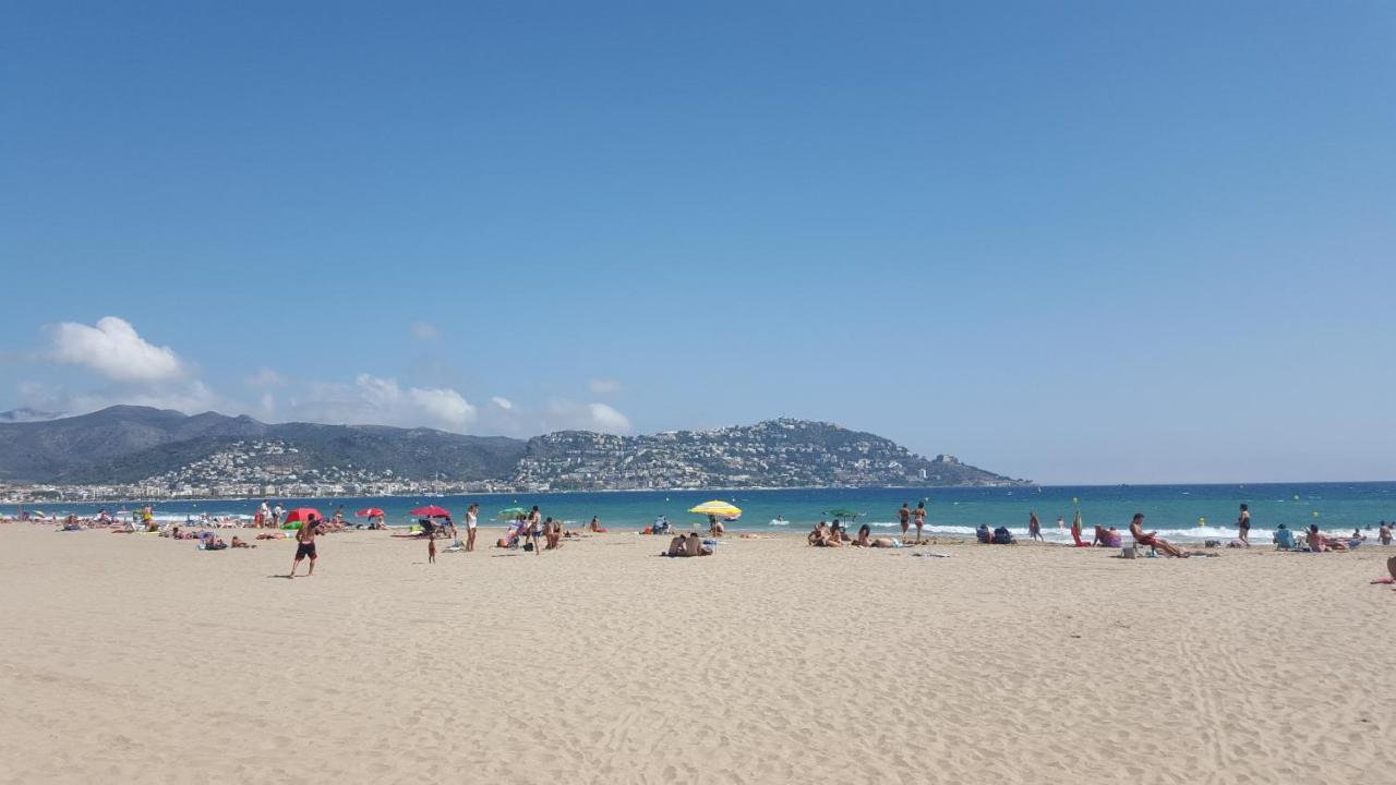 Studios Superior Isla De Rosas -Tramuntana42 ภายนอก รูปภาพ