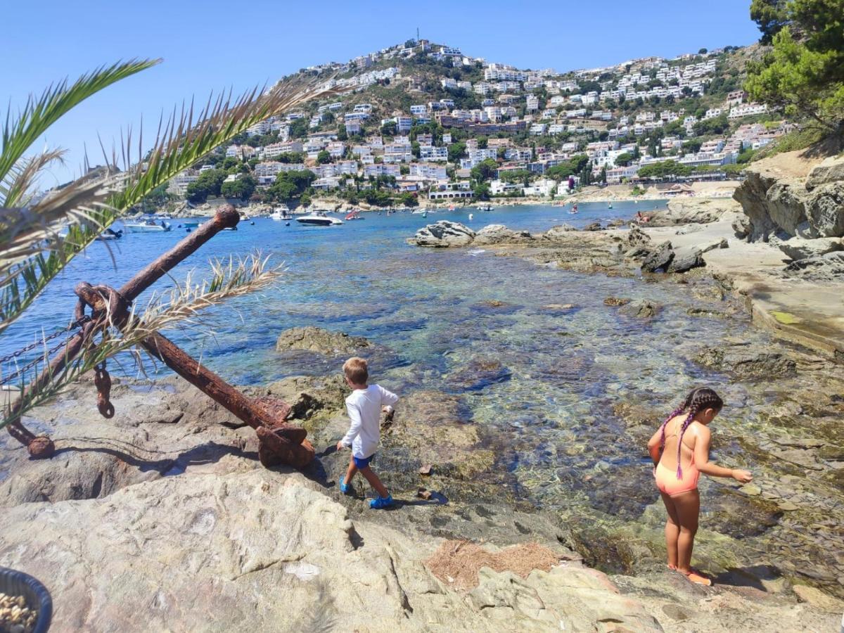 Studios Superior Isla De Rosas -Tramuntana42 ภายนอก รูปภาพ