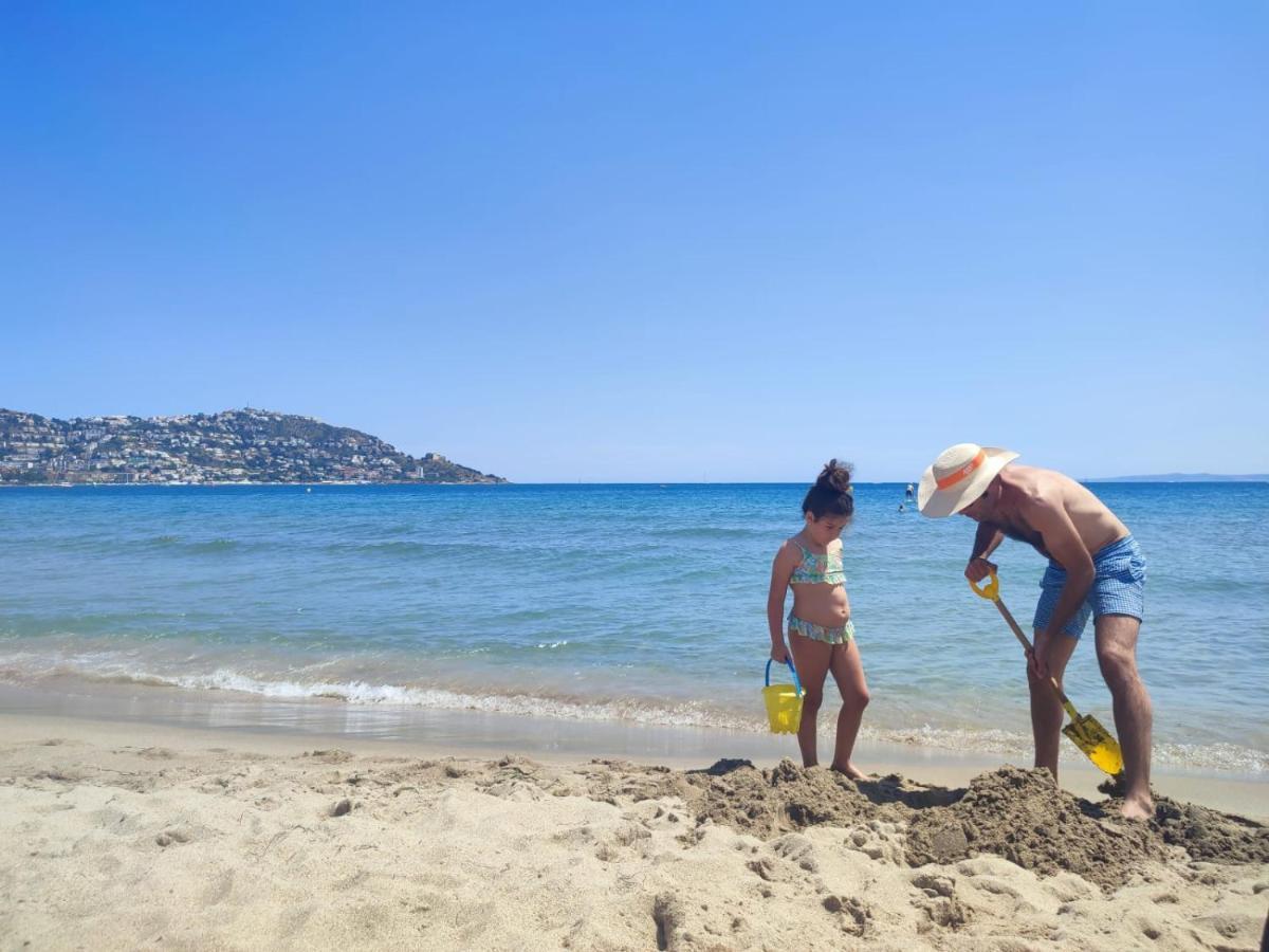 Studios Superior Isla De Rosas -Tramuntana42 ภายนอก รูปภาพ